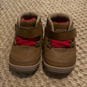 Stride Rite Brown Kids Shoes with Red Accents c5